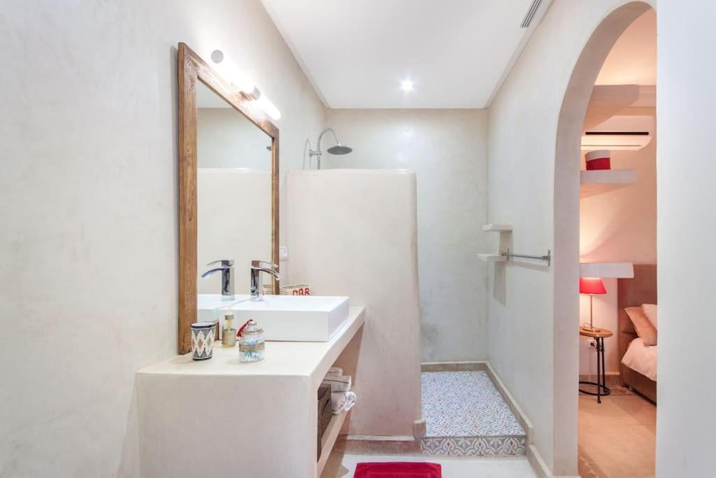 Riad Melilo Avec Piscine Chauffee マラケシュ エクステリア 写真