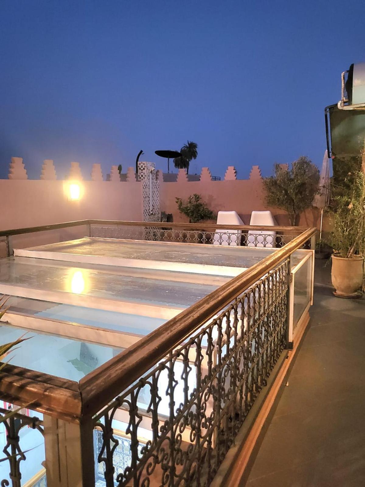 Riad Melilo Avec Piscine Chauffee マラケシュ エクステリア 写真