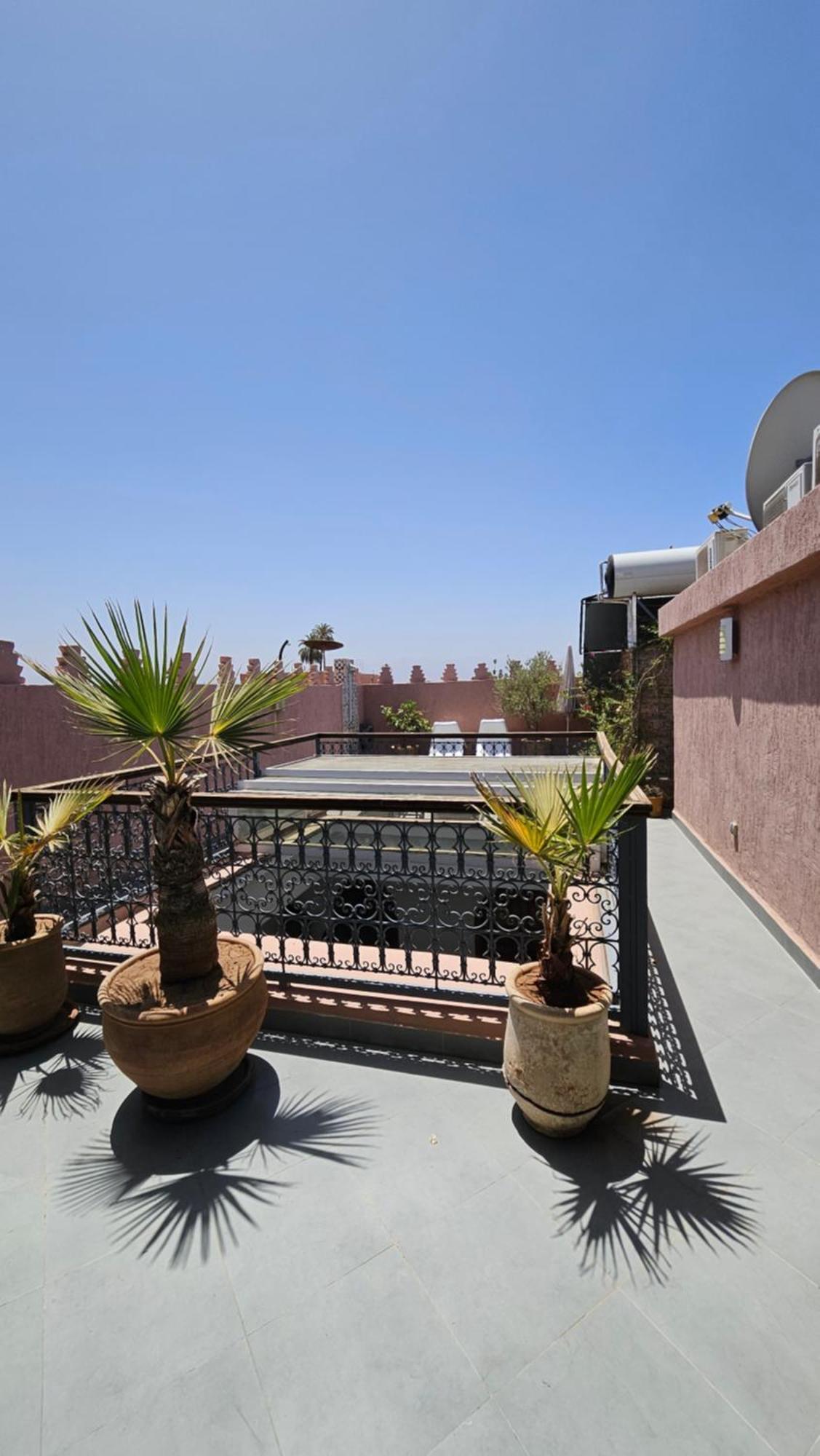 Riad Melilo Avec Piscine Chauffee マラケシュ エクステリア 写真