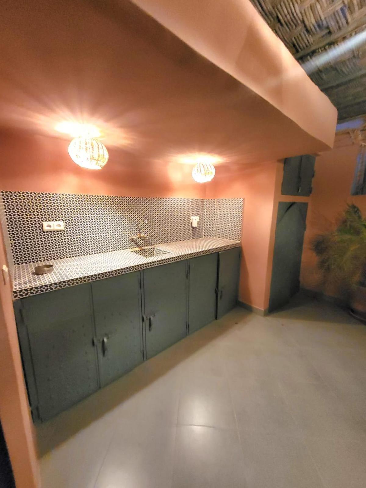 Riad Melilo Avec Piscine Chauffee マラケシュ エクステリア 写真