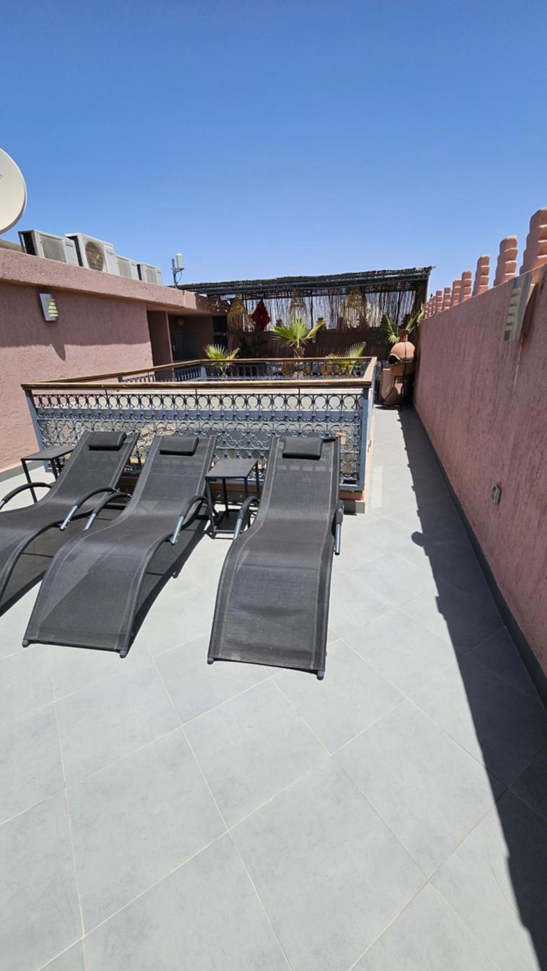 Riad Melilo Avec Piscine Chauffee マラケシュ エクステリア 写真