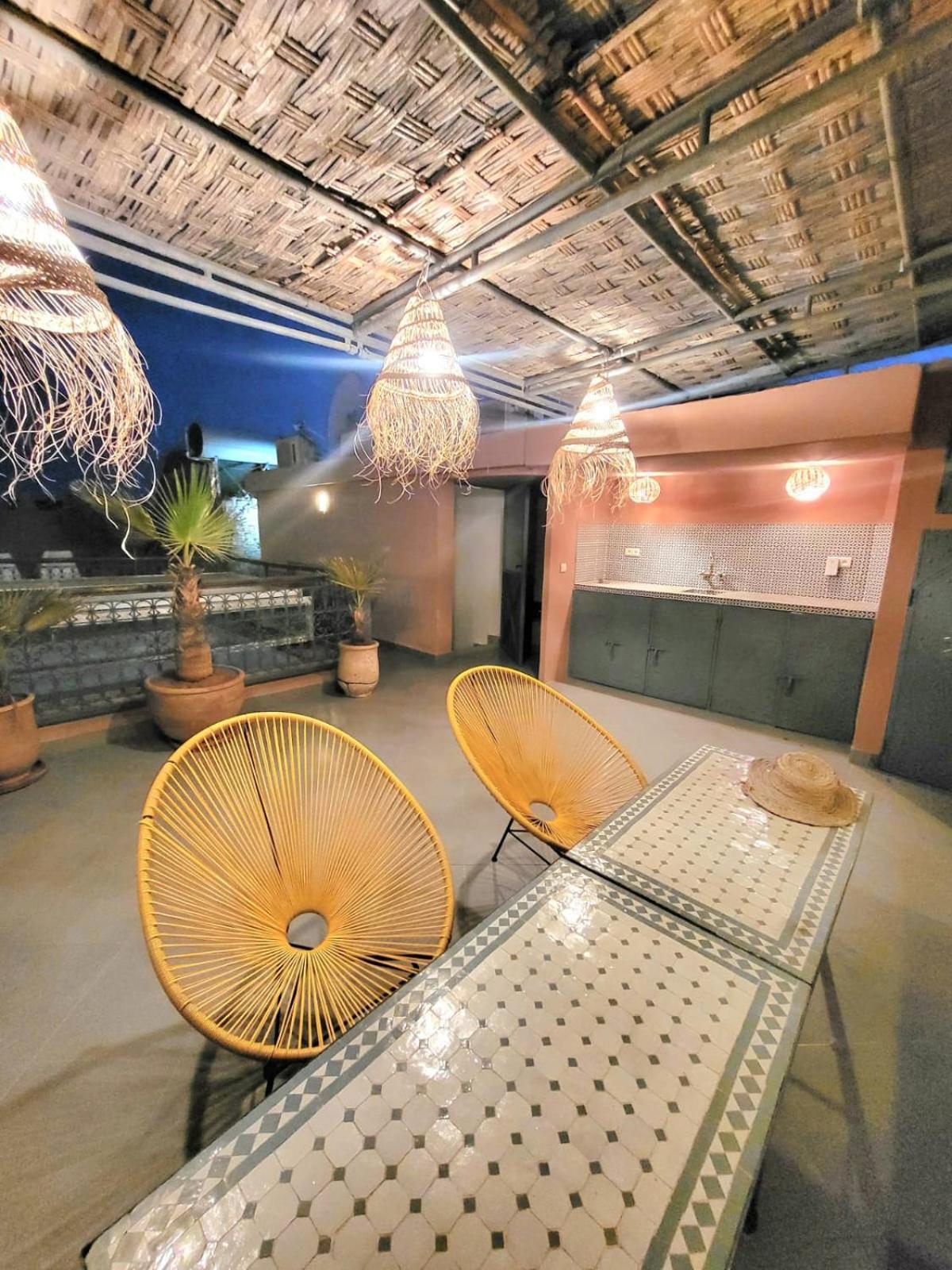 Riad Melilo Avec Piscine Chauffee マラケシュ エクステリア 写真