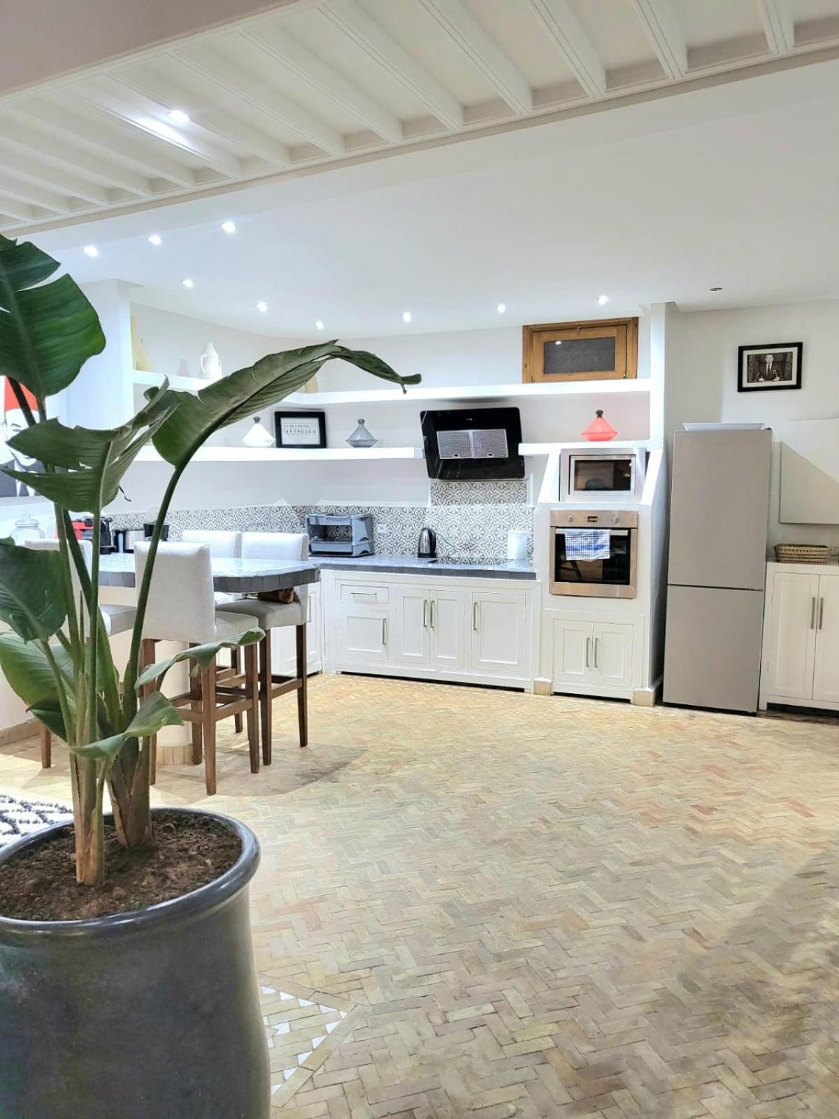 Riad Melilo Avec Piscine Chauffee マラケシュ エクステリア 写真